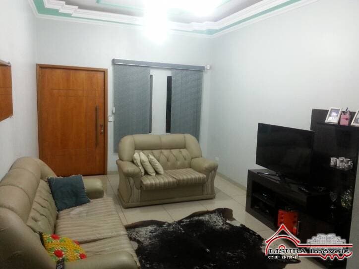 CASA COM 4 DORMITÓRIOS NO VILA BRANCA JACAREÍ SP — foto 15