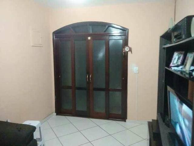 CASA CENTRO PRÓXIMO A IGREJA NOSSA SENHORA DO CARMO JACAREÍ — foto 2