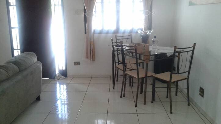 CASA NA VILA APRAZÍVEL NO CENTRO DE JACAREÍ SP — foto 6