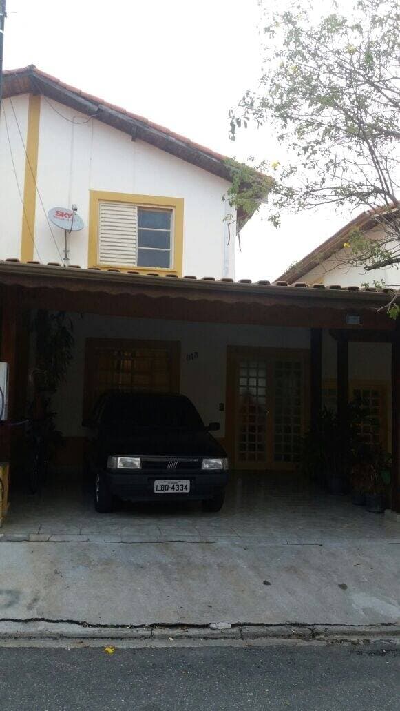 LINDA CASA NO CONDOMÍNIO TOPÁZIO JACAREÍ SP — foto 3