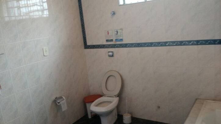 CONJUNTO DE SALAS PARA ALUGAR NO CENTRO DE JACAREÍ — foto 4