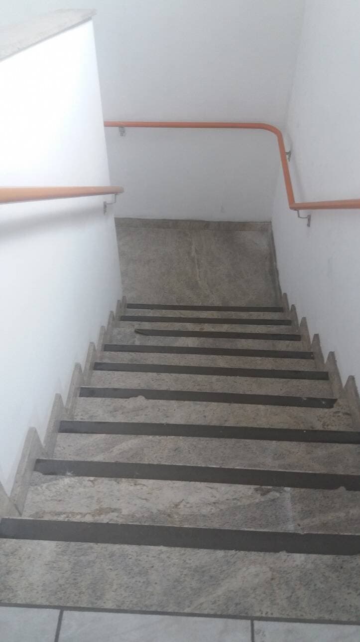 PRÉDIO COMERCIAL CENTRO DE JACAREÍ SP EM FRENTE AO SHOPPING — foto 6