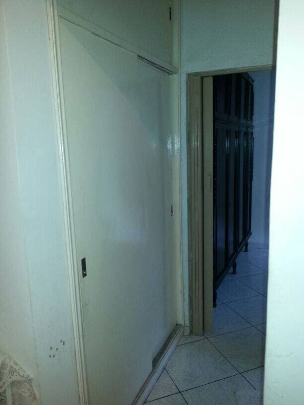 CASA COM PONTO DE COMERCIO ALUGADO JD PITORESCO JACAREI SP — foto 14