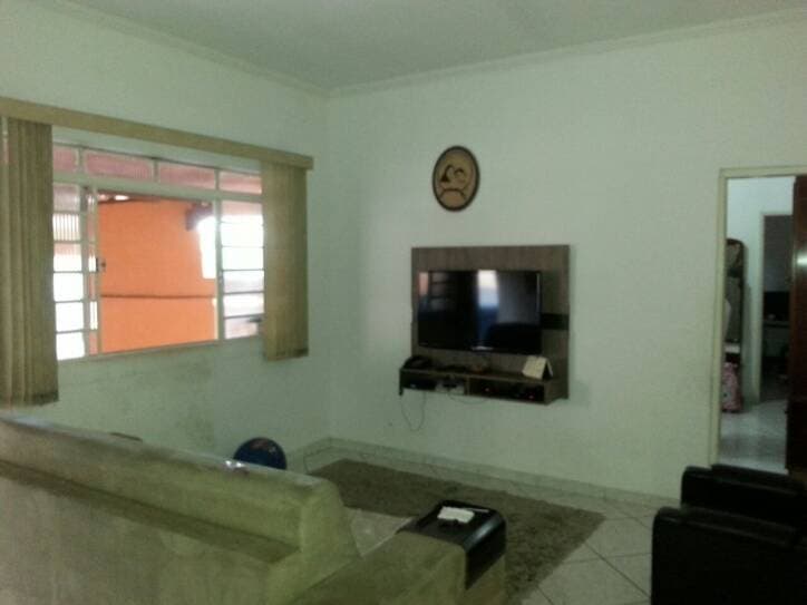 CASA COM PONTO DE COMERCIO ALUGADO JD PITORESCO JACAREI SP — foto 6