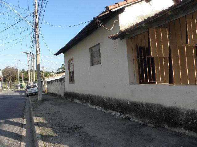TERRENO NO CENTRO DE JACAREÍ COM OPÇÃO DE AUMENTAR A AREA — foto 1