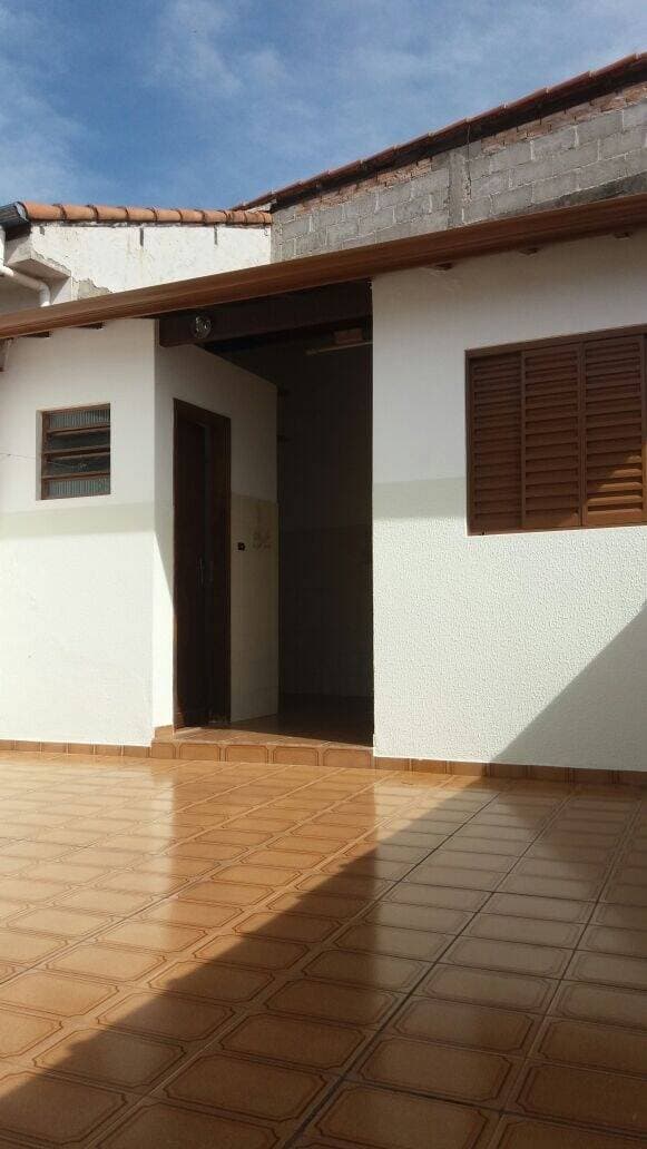 CASA NO JD BELA VISTA JACAREÍ SP — foto 3