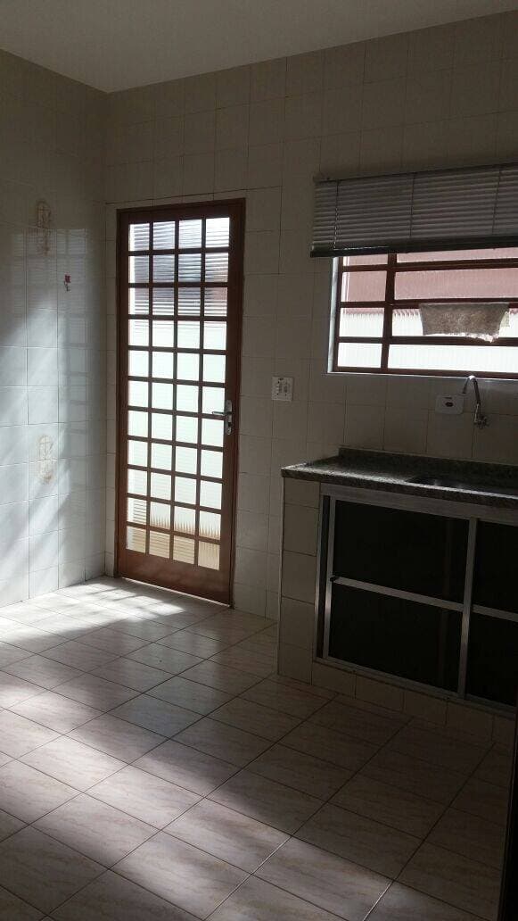 CASA NO JD BELA VISTA JACAREÍ SP — foto 15