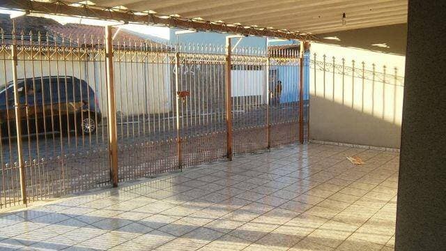 2 CASAS JUNTAS NO CENTRO DE JACAREÍ SP PARA VENDA!!! — foto 1