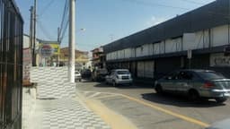 GALPÃO COMERCIAL NO CENTRO DE JACAREÍ PARA LOCAÇÃO 3.200 M²