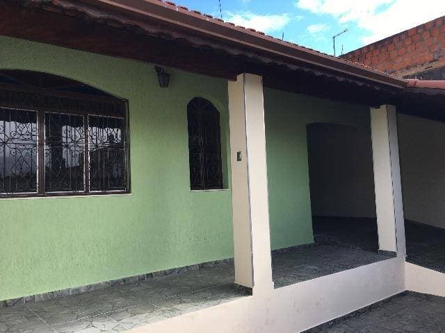CASA COM EDICULA NO PQ SANTO ANTONIO JACAREÍ SP — foto 7