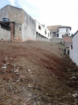 TERRENO DE 472,57 M² COM ESTUDO PARA 5 SOBRADO JACAREÍ SP
