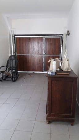 CASA COMERCIAL NO CENTRO DE JACAREÍ SP EM FRENTE AO FÓRUM