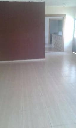 CASA NO PQ DOS SINOS COM QUINTAL GRANDE JACAREÍ SP