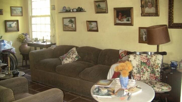 CASA NO CENTRO DE SANTA BRANCA PODE SER DIVIDIA EM 3 TERRENO — foto 10
