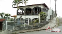 CASA GRANDE NA VILA APRAZÍVEL / CENTRO DE JACAREÍ SP
