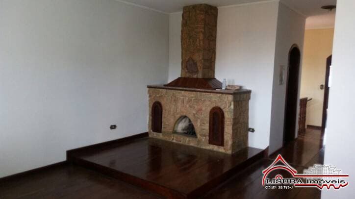 CASA GRANDE NA VILA APRAZÍVEL / CENTRO DE JACAREÍ SP — foto 7