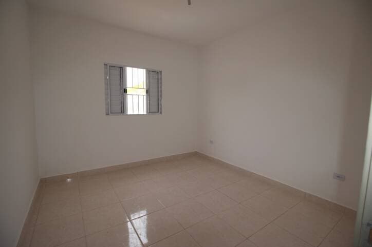 CASA NOVA NO IGARAPES JACAREÍ SP — foto 3