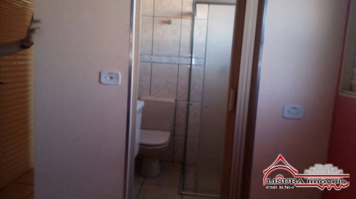 CASA NO CENTRO DE JACAREÍ -SP PARA VENDA — foto 13