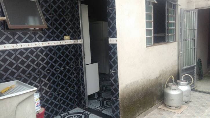 CASA NO PQ DOS PRINCIPES JACAREÍ SP COM EDICULA — foto 11
