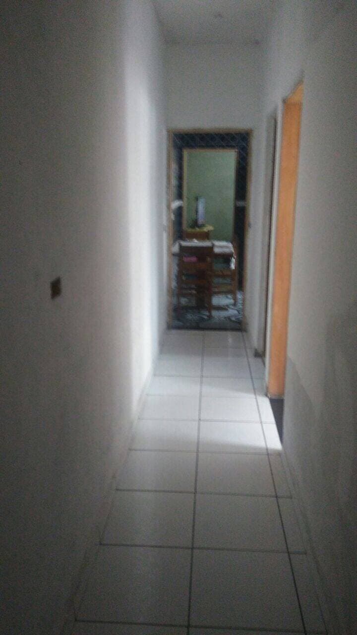 CASA NO PQ DOS PRINCIPES JACAREÍ SP COM EDICULA — foto 1