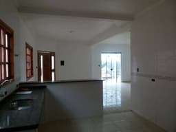 LINDA CASA NO JD TERRAS DE SÃO JOÃO JACAREÍ SP