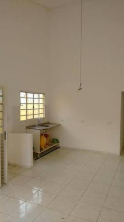 LINDA CASA NO JD DO MARQUES JACAREI SP