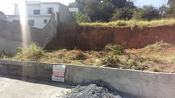 TERRENO INTEIRO NO PQ DOS PRINCIPES JACAREÍ SP