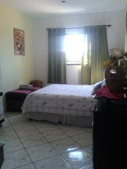CASA NO PQ SANTO ANTONIO JACAREÍ SP