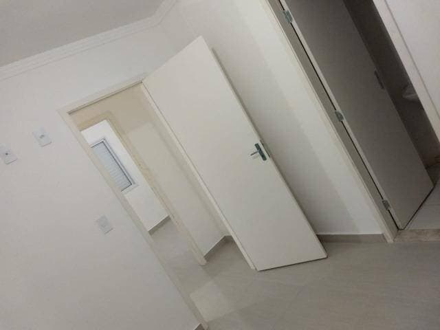 CASA NO CONDOMINIO COLONIA REAL JACAREÍ SP — foto 5