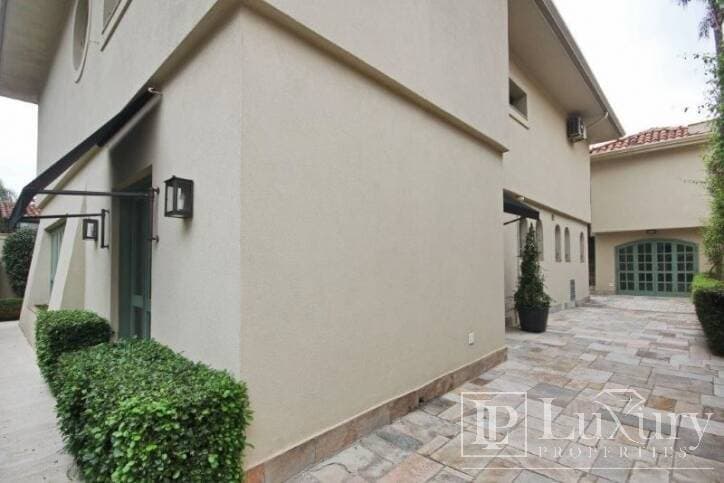 Casa 4 dormitórios à Venda, 355 m², ALTO DE PINHEIROS — foto 11