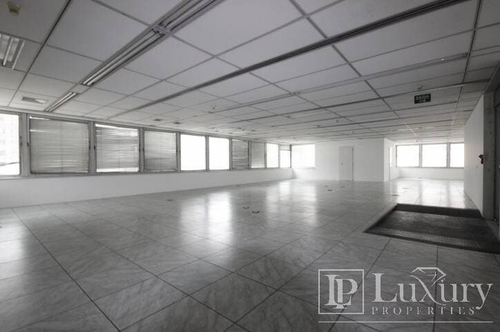 Conjunto Comercial para VENDA ou LOCAÇÃO no ITAIM BIBI — foto 10