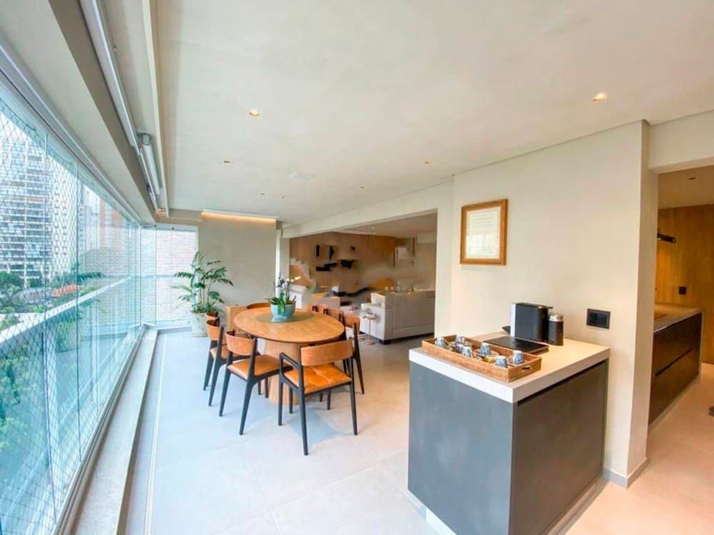 Apartamento - São Paulo, SP no bairro Moema — foto 2