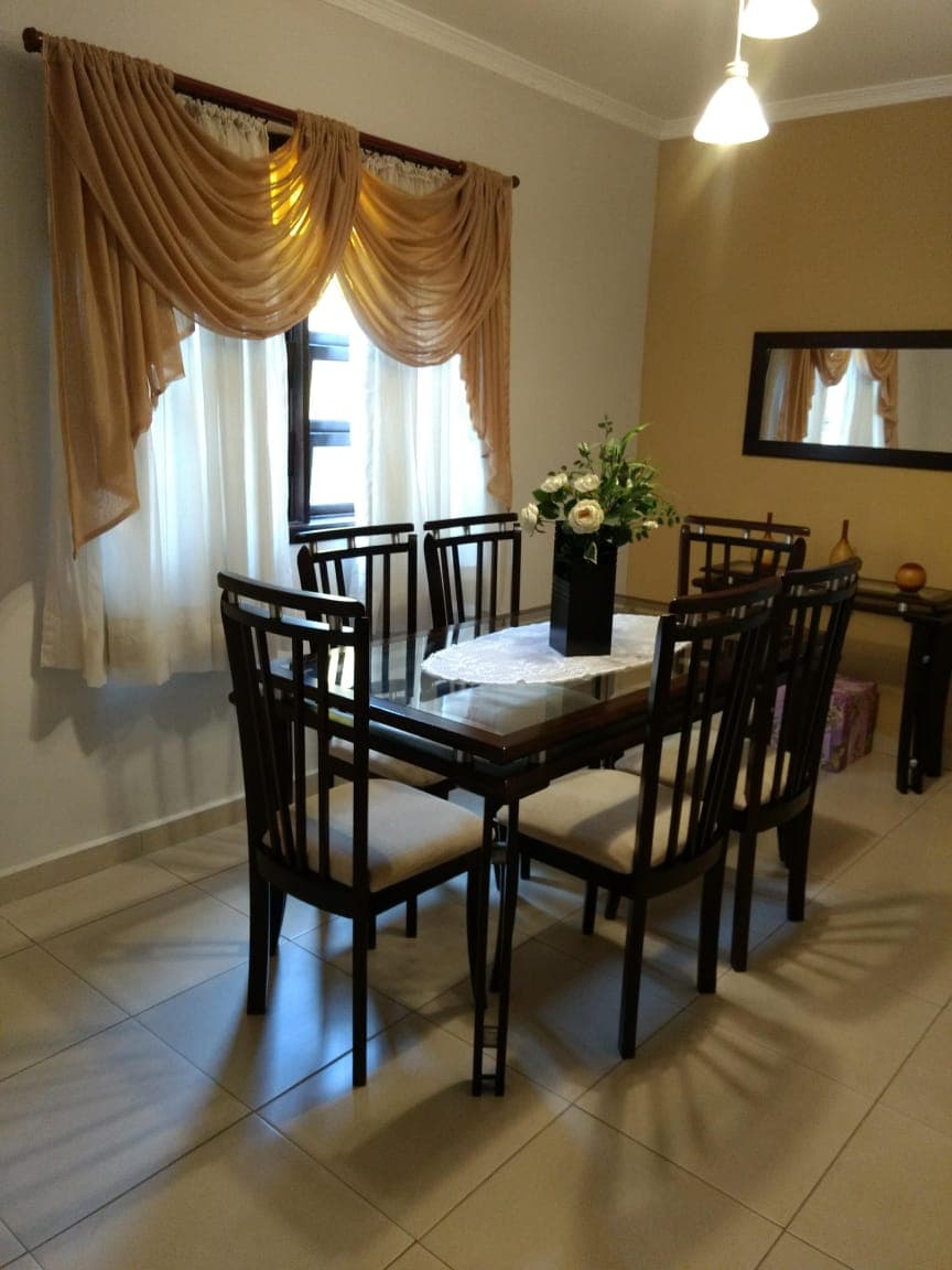 Sobrado à venda, 160 m², 3 quartos, 4 banheiros, 1 suíte — foto 2