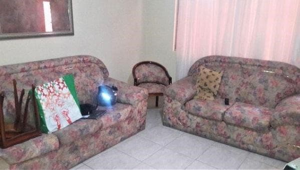 Casa à venda, 150 m², 2 quartos, 2 banheiros, 1 suíte — foto 1