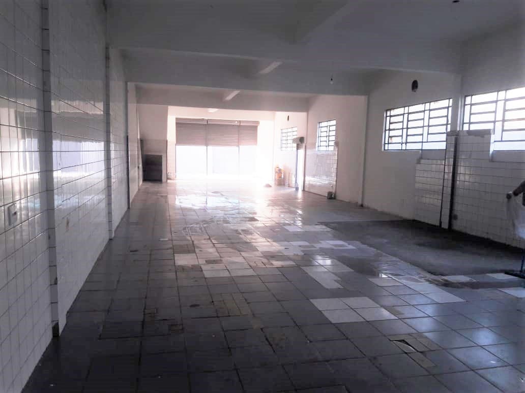 Galpão à venda, 250 m², 2 banheiros — foto 9