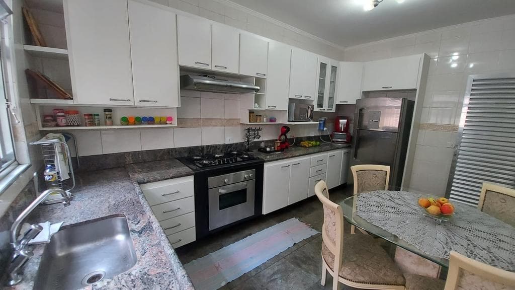 Sobrado à venda, 450 m², 3 quartos, 6 banheiros, 2 suítes — foto 7