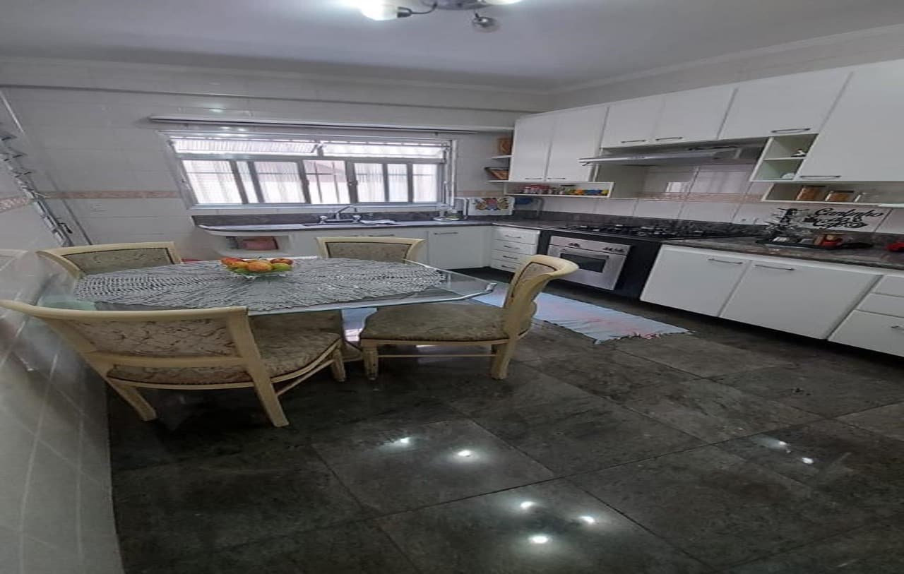 Sobrado à venda, 450 m², 3 quartos, 6 banheiros, 2 suítes — foto 9