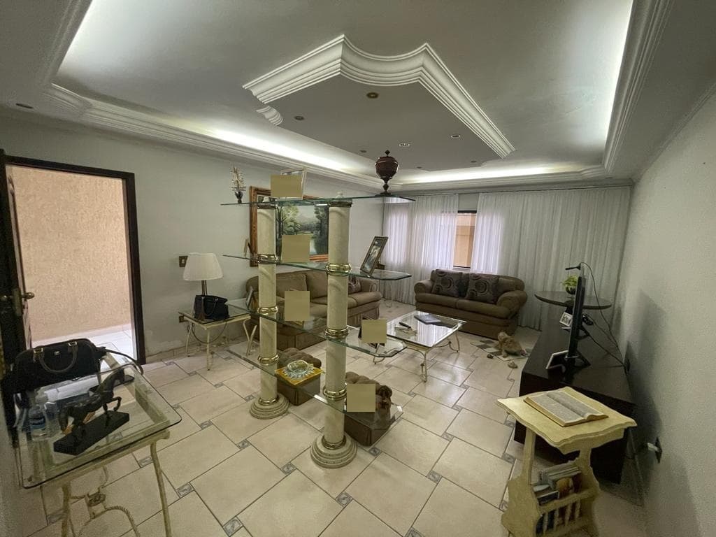 Sobrado à venda, 241 m², 3 quartos, 2 banheiros, 1 suíte — foto 2