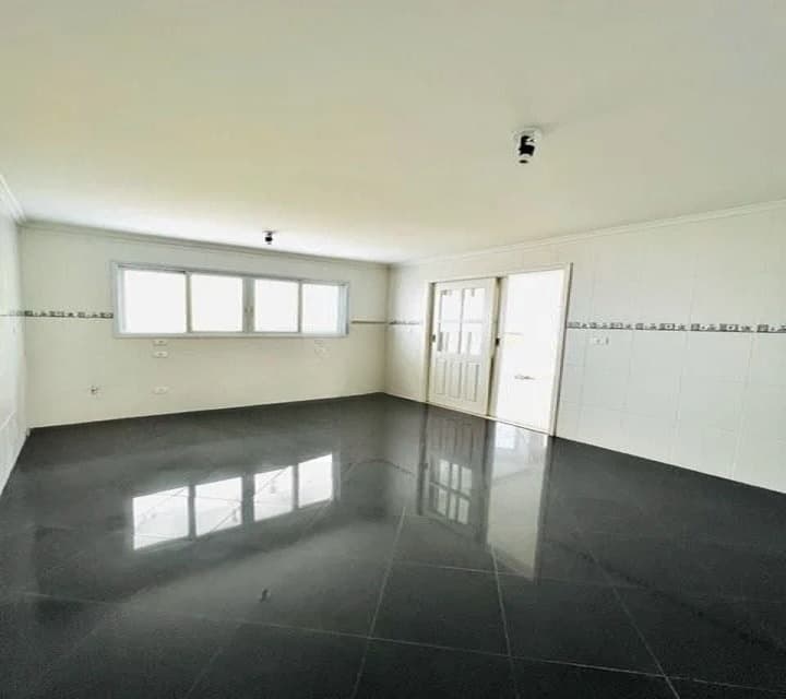 Sobrado à venda, 480 m², 4 quartos, 3 banheiros, 4 suítes — foto 9