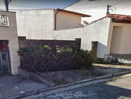 Terreno à venda, 133 m²