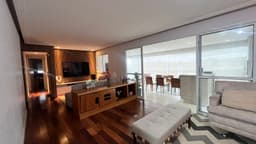 Apartamento à venda, 131 m², 3 quartos, 4 banheiros, 1 suíte