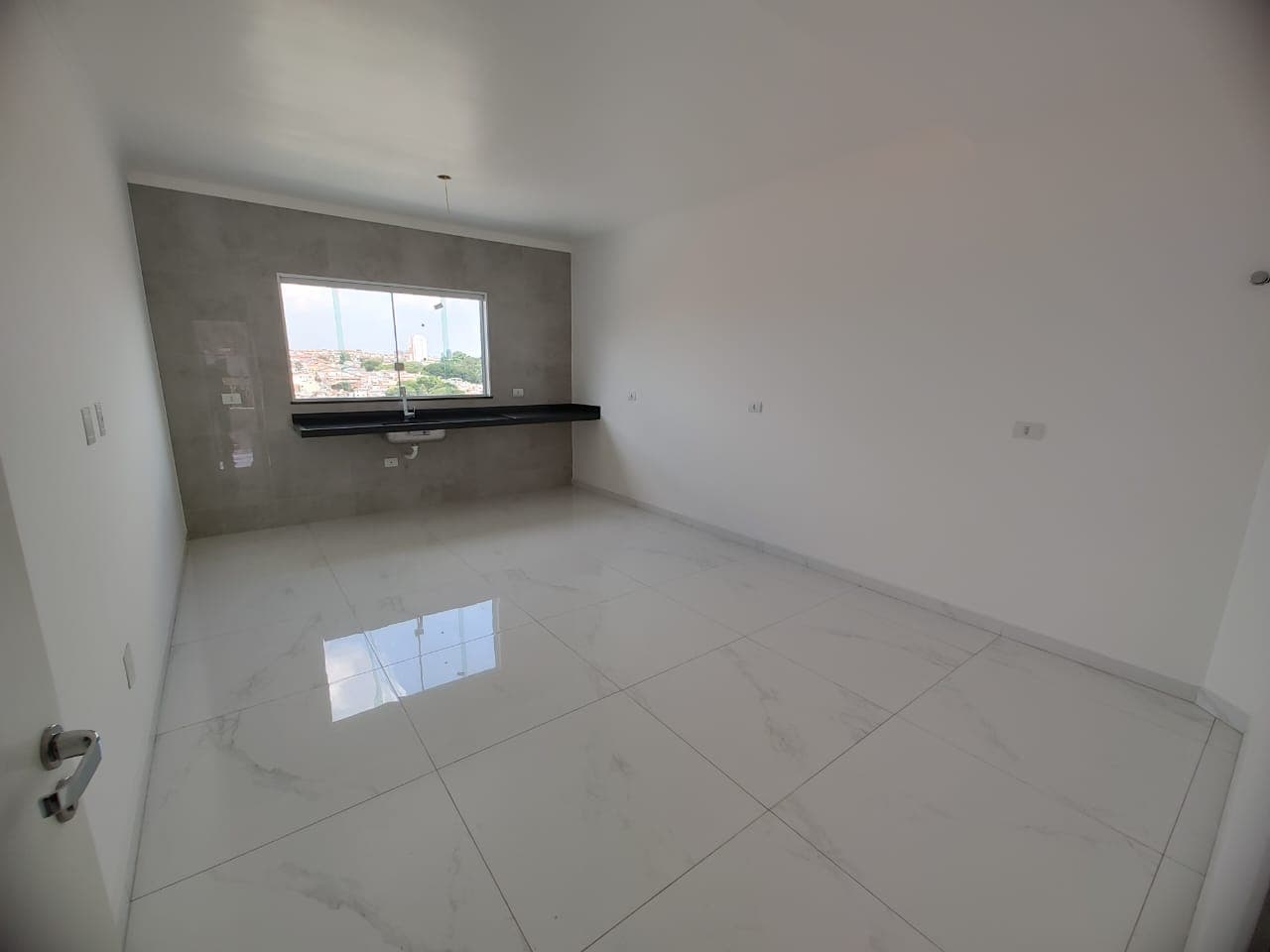 Sobrado à venda, 230 m², 3 quartos, 2 banheiros, 1 suíte — foto 2
