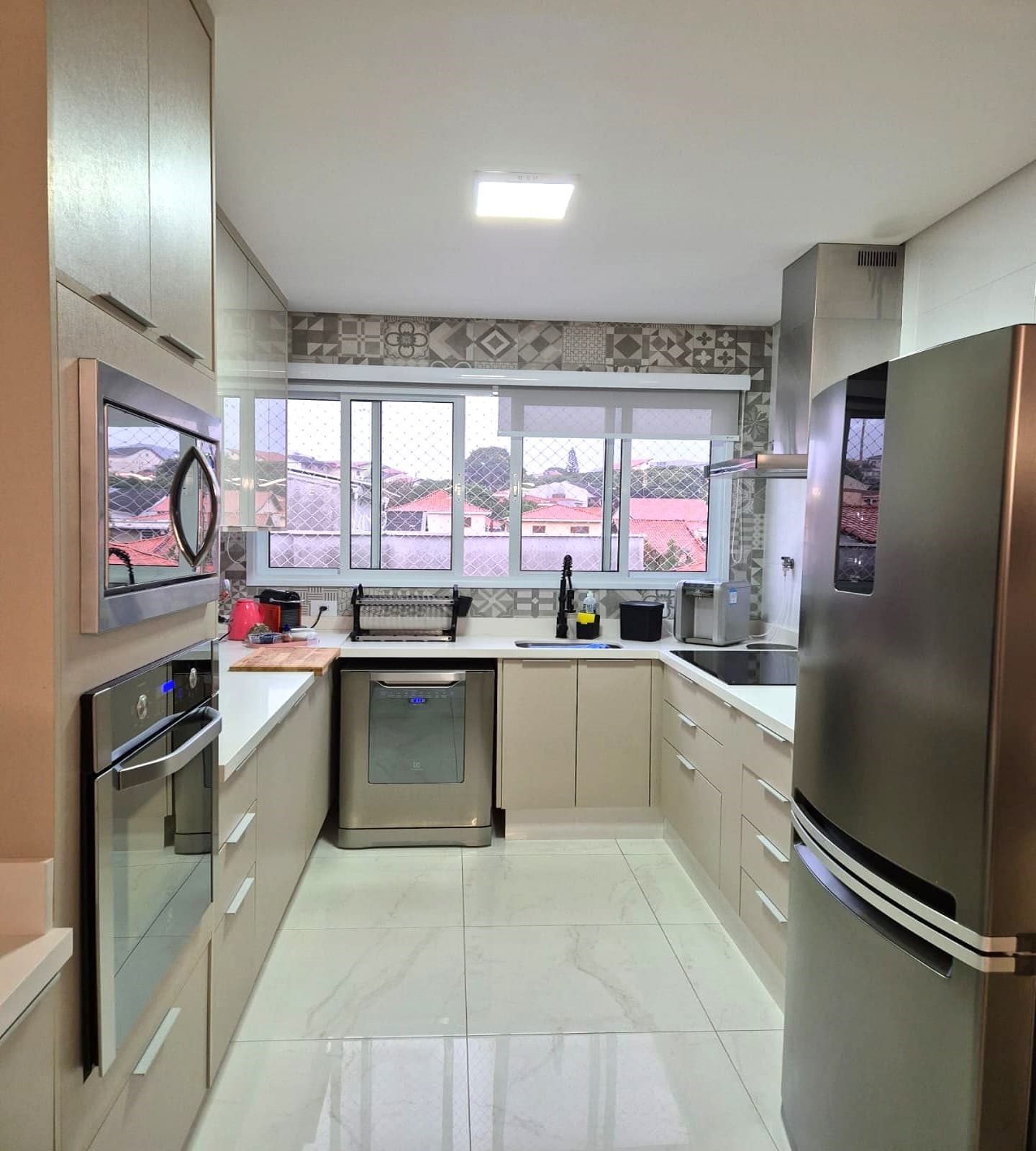 Sobrado à venda, 280 m², 4 quartos, 5 banheiros, 2 suítes — foto 7