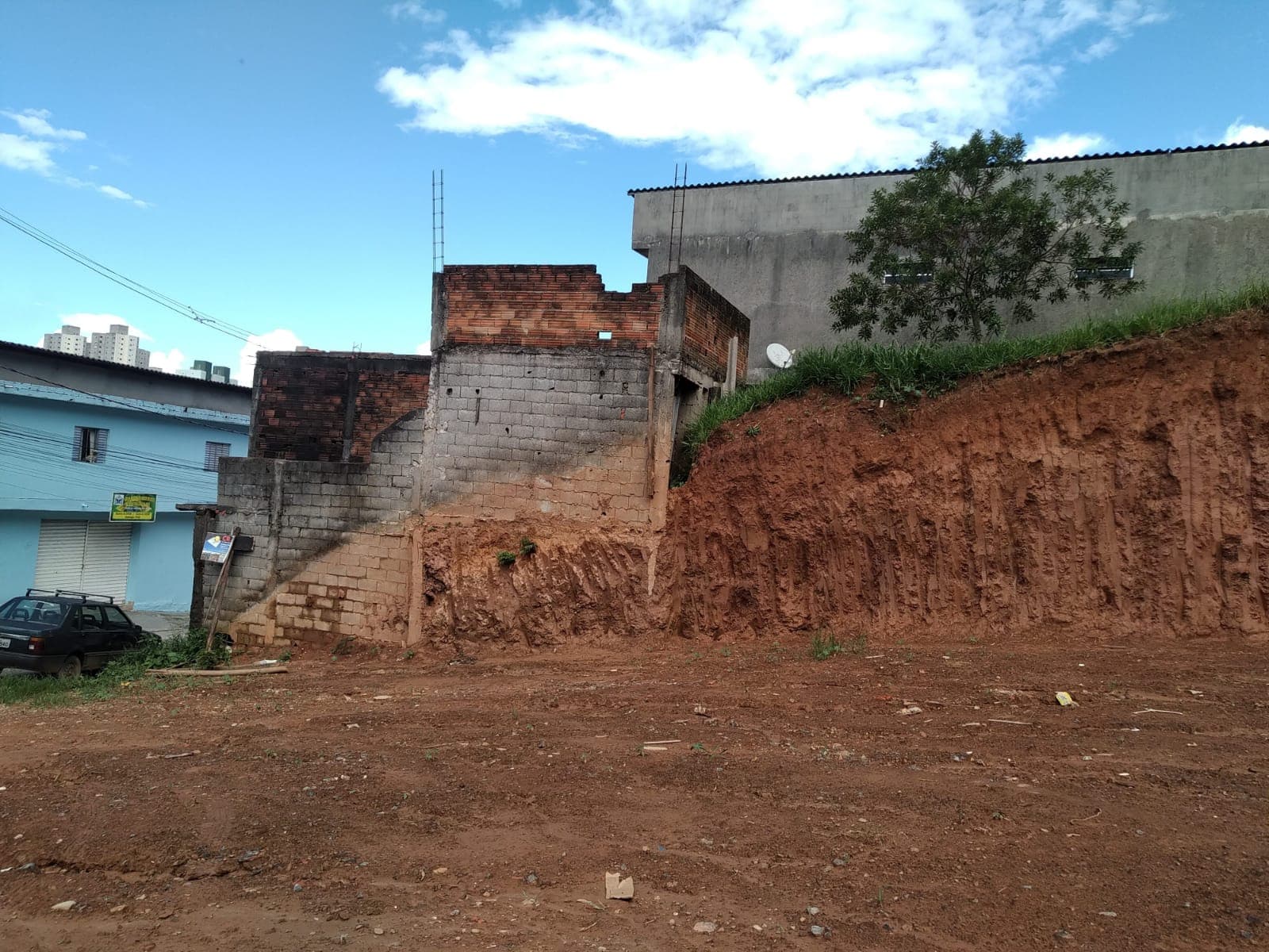 Terreno à venda, 587 m² — foto 3