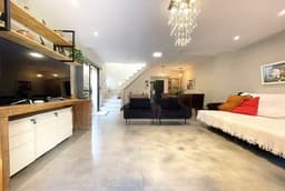 Sobrado à venda, 160 m², 3 quartos, 3 banheiros, 1 suíte