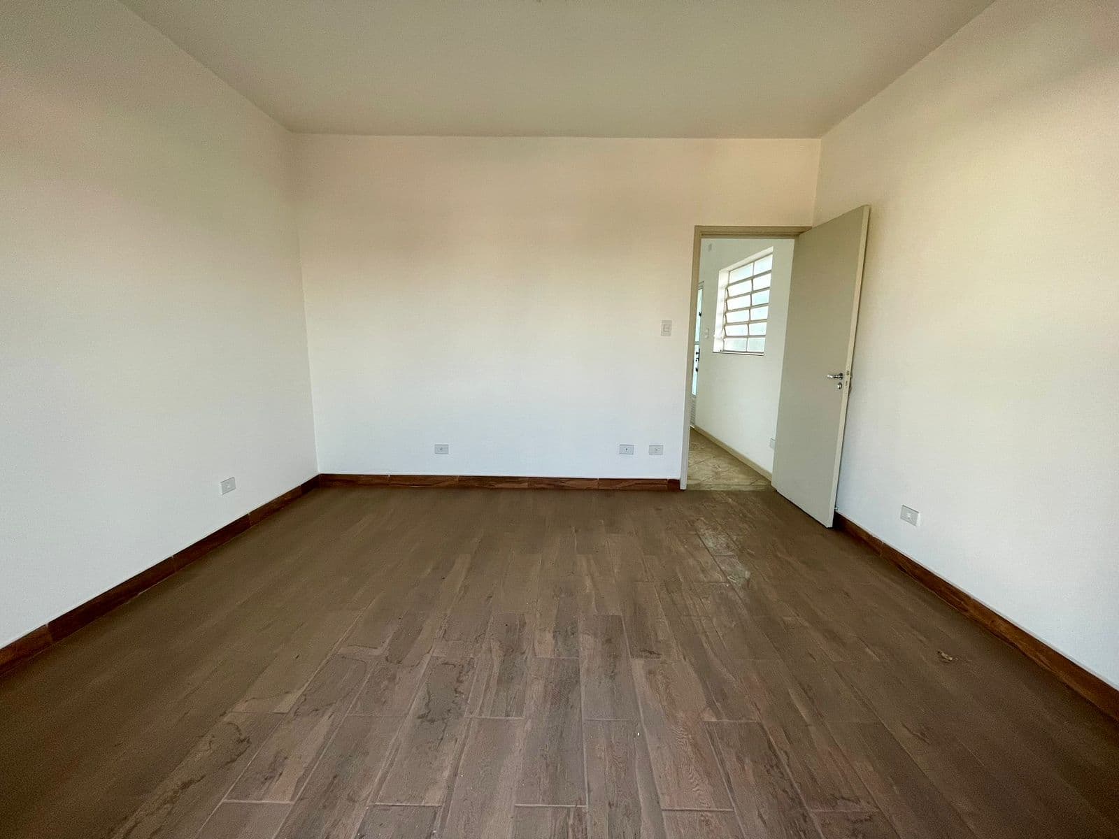 Sobrado à venda, 250 m², 4 quartos, 4 banheiros — foto 5