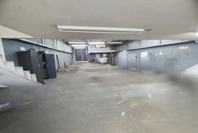Galpão à venda, 250 m², 4 banheiros — foto 14