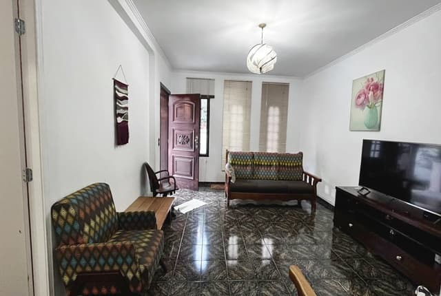 Sobrado à venda, 318 m², 4 quartos, 4 banheiros, 4 suítes — foto 2