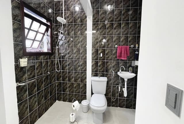 Sobrado à venda, 318 m², 4 quartos, 4 banheiros, 4 suítes — foto 6