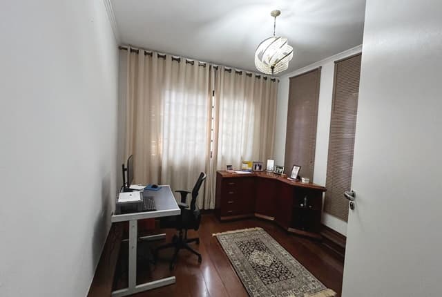 Sobrado à venda, 318 m², 4 quartos, 4 banheiros, 4 suítes — foto 4